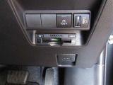 ETC車載器付きです。高速道路の料金所もスムーズに通過できます。※セットアップ費用は別途必要です。
