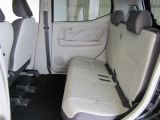 リアシートは足元広々!
