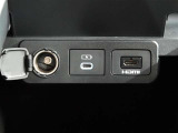 アクセサリーソケット・充電用USB端子(タイプC)・HDMI端子