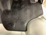 車両本体価格の一部を残価として据え置くことで、月々のお支払いが通常クレジットより低額になります。さらにワンクレ特別低金利でご案内できます。