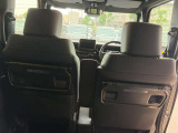 荷物がどれだけ載るか一目で確認。広さ・開口部・段差、内張りの状態までチェックできます。