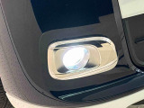 悪天候時に視界確保するLEDフォグランプが標準装備 !(^^)!