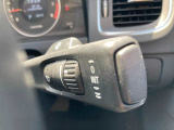 タイヤの相談も承ります。スタッドレス&hArr;ノーマルの履き替えはもちろん。溝が減ってきた、雨の日に不安を感じるお客様も一度ご相談ください。しっかりとご説明させていただきます。