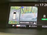 【アラウンドビューモニター】専用のカメラにより、上から見下ろしたような視点で360度クルマの周囲を確認することができます☆死角部分も確認しやすく、狭い場所での切り返しや駐車もスムーズに行えます。