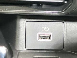 【USB電源ソケット】バッテリーが少なくなっても大丈夫!携帯やゲーム機などUSBにつないで車内で充電ができます!