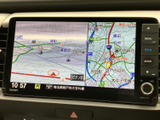 最新の地図情報で、安全なドライブをサポート。スムーズなルート検索で、目的地まで効率よく移動できます。