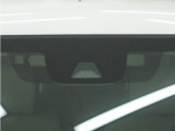 ◆Honda SENSING◆ カメラ等装置で精度の高い検知能力を発揮、安全運転を支援します。ステアリング上のコントローラーに注目!