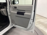 開口部が広いため、荷物を抱えた状態での乗り入れも楽に行えます。