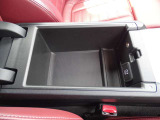 認定中古車は一定の水準をクリアした良質車両で御座います♪内外装はキレイであるのはもちろん、保証もバッチリご安心下さい。
