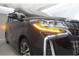 ヘッドライトのレンズもクリーニング済みです!とても綺麗ですよ♪ レンズが汚れていると本来の明るさが出ませんよ!