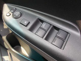 パワーウインドーのスイッチです!運転席にはオート機能が付いています!