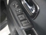 ◆パワーウィンドウスイッチ◆運転席から全席の窓の開閉操作を行うことが出来いつでも換気ができます!