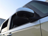 当社はピットがあり整備士も常駐してますので納車前整備・車検整備もお任せ下さい。