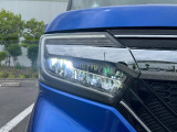 LEDヘッドライト搭載!!