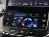 使いやすさや安全性を追求したステアリング周り!高級車ゆえにスイッチ類が多いのも特徴ですね!考え尽くされた配置ですぐに使いこなす事が出来ますのでご安心下さい!是非、体感してみて下さい!!