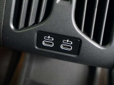 BMWライフをさらに素晴らしいものにするために、BMWカードもご用意しております。ご利用金額1,000円ごとに1ポイントたまります。BMW正規ディーラーでのご利用につきましてはポイントが2倍になります。