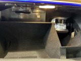 車両は屋内展示しておりますので天候に関係なくごゆっくりコンディションご確認頂けます。車両を倉庫へ保管している場合が御座いますのでご来店前に在庫確認頂けると幸いです。TEL072-784-8800