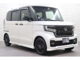 当社の優秀なスタッフがしっかり点検整備をさせていただいてからご納車いたします!さらに!エンジンオイル、エレメント・ミッションオイル・ワイパーゴムを新品交換になります!これで安心して乗って頂けます!