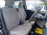 納車前整備は提携工場にて行い、納車時整備記録簿を発行いたします。基本交換消耗品については整備欄をご参照ください。