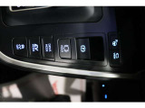 【EVドライブモード】駆動用電池から電力を供給し、電気モーターのみを使って走行するモード。騒音や排気ガスを気にすることなく走行することができます。