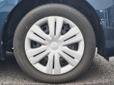 純正のホイールキャップが足元を飾ります!タイヤサイズは155/65R14になります!