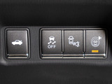 ★使いやすさや安全性を追求したステアリング周り!高級車ゆえにスイッチ類が多いのも特徴ですね!考え尽くされた配置ですぐに使いこなす事が出来ますのでご安心下さい!是非、体感してみて下さい!!