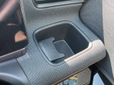 運転席用ドリンクホルダーです