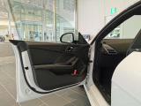 BMWプレミアムセレクション前橋では、高年式低走行モデルからMモデル、年式が経ちなかなかディーラーでは見かけないモデルまで幅広いラインナップで認定中古車を取り扱っております。品質に自信があります。