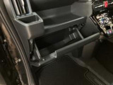 国道1号線沿い(京都方面)にございます。公共交通機関ですと京阪電車「枚方市」(京橋から特急で1駅)よりバス「国道池ノ宮」徒歩約5分です。