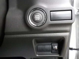 ようこそオートエムワンへ!この度は弊社在庫車輛を、ご覧頂きまして誠に有難う御座います。豊富な自社在庫からお好みのお車をお選び下さいませ。