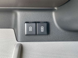 操作のしやすさが分かるスイッチ類。装備有無と配置、文字消えや使用感までチェックできます。