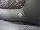 ◆ISOFIX◆シートベルトいらずでチャイルドシートと固定金具を連結するだけでがっちり固定できます。