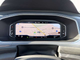 Volkswagen純正のナビゲーションです!少ない動作で必要な情報をご確認可能です!スマートフォンとも連携可能です!