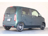 このお車はホンダ純正光脱臭・抗菌加工を納車前に致します。光触媒消臭は光触媒と銀イオンにより消臭とウイルス除菌や抗菌効果のダブル効果で車内を快適に保ちます。