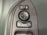 オート格納機能付きドアミラー キーフリーシステムのドア施錠に連動して自動的に格納!乗降時のミラー操作の手間が省けて便利です♪閉じ忘れを防げるほか、降車の直前まで後方の確認ができます!!
