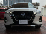 白い光で明るいLEDヘッドライト。フォグランプも装備して安全運転をサポート。トンネルなどで便利なオートライト、対向車や先行車・周囲の明るさでハイ/ローを自動で切替えるハイビームアシストも付いています!