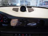 ポルシェ コネクト プラス、Apple CarPlay、LTE通信モジュール、ワイヤレスインターネットアクセス、オンラインナビゲーション、ポルシェカーコネクト、Carfinder、リモートアクセス