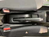 ダイハツディーラーでは「ダイハツ認定U-CAR」という基準を設け、車選びに詳しくないお客様でも「安心して選べる」をご提供しています。