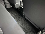 フロアマットもきれいな状態です。
