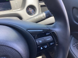 自社整備工場で点検整備をおこなってからお渡ししています。車検が残っている場合は『12ヶ月点検整備』を、車検整備付きの場合は『車検整備』をおこないます。整備費用は車両本体価格に含まれています。