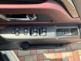 運転席側パワーウィンドウスイッチです
