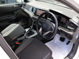認定中古車保証1年間距離無制限の保証とロードアシスタンスサービスが全車に付帯されています。また、1年間または2年間の延長保証(有償)もご利用いただけます。