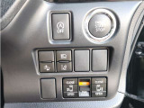 運転席からもスイッチで、スライドドアの開閉が可能です。