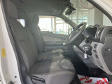 運転席シートです。