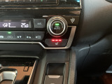 【シートヒーター(運転席・助手席)】シートを素早く温め、冬場でも快適にお使いいただけます。