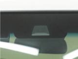 ◆Honda SENSING◆ カメラ等装置で精度の高い検知能力を発揮、安全運転を支援します。ステアリング上のコントローラーに注目!
