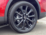タイヤサイズは235/50R20です!