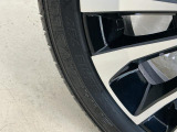 気になるお車は三日間の「商談中」お取り置きも可能です。ご相談ください!