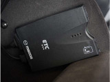 【ETC】今や高速道路走行時の必需品、ETCが付いています。通行料金の割引やスマートICの通過に欠かせません。