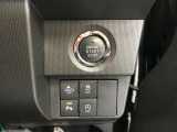 当店3階PDIセンターによる室内ルームクリーニング・除菌を全車に実施!オプションにてボディーコーティングも格安で施工致します★